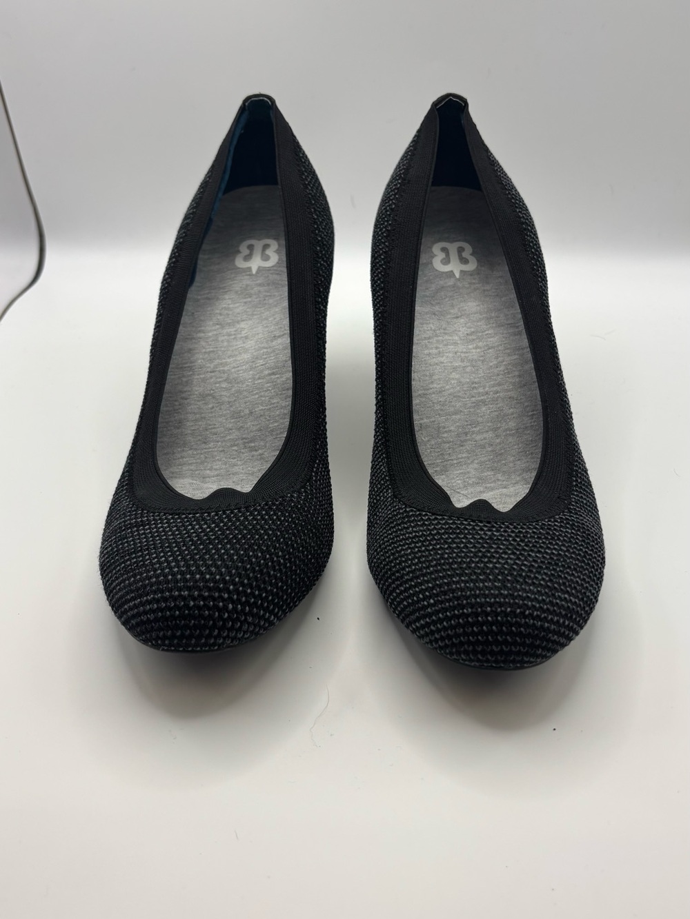 Betabrand Late to the Gate black knit comfort pumps / heels